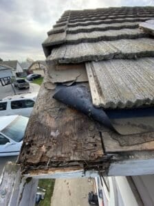 Dry Rot Roof Overhang