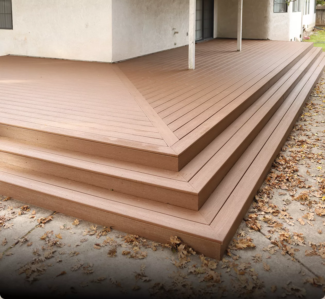 35-YEAR-OLD DECK REBUILD – NEW TREX DECK IN SACRAMENTO, CA – After