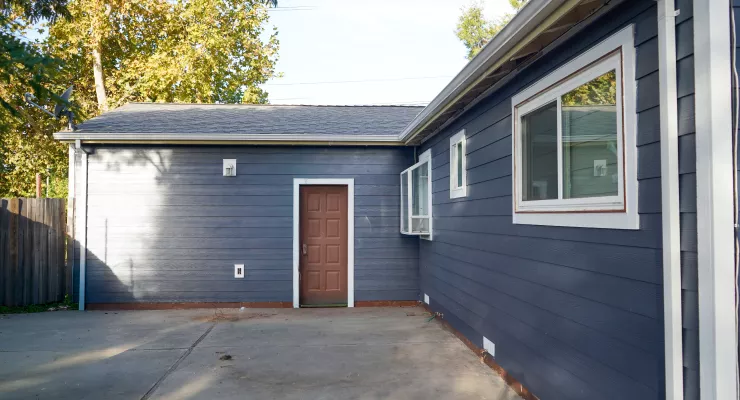 JAMES HARDIE COLORPLUS BLUE SIDING INSTALLATION IN FAIR OAKS, CA